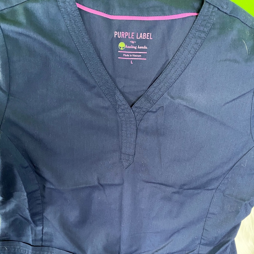 Healing Hands size large scrub top